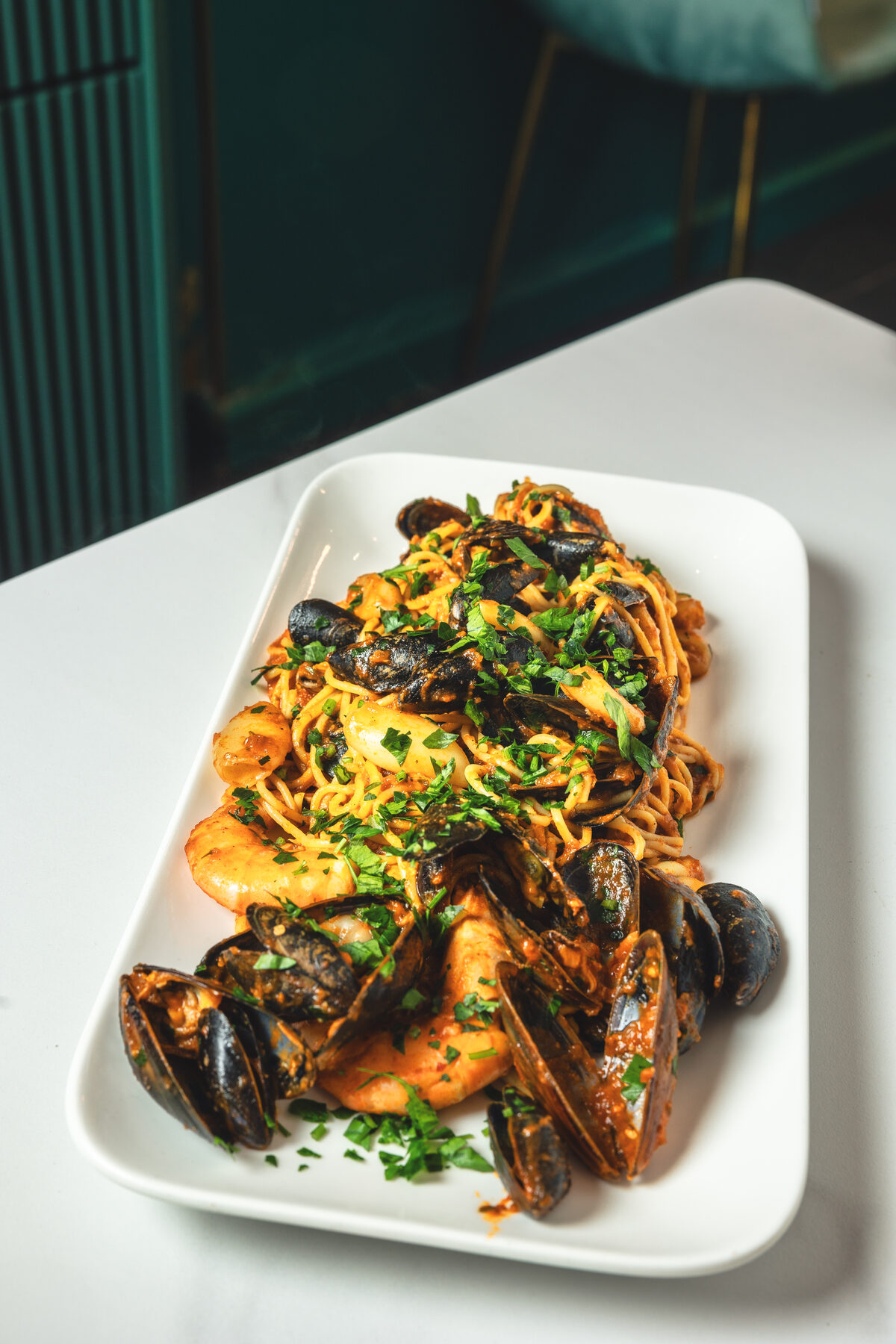 Pâtes aux fruits de mer, moules et crevettes